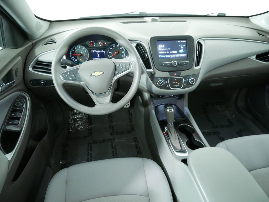 Used 2017 Chevrolet Malibu LS FWD image 20