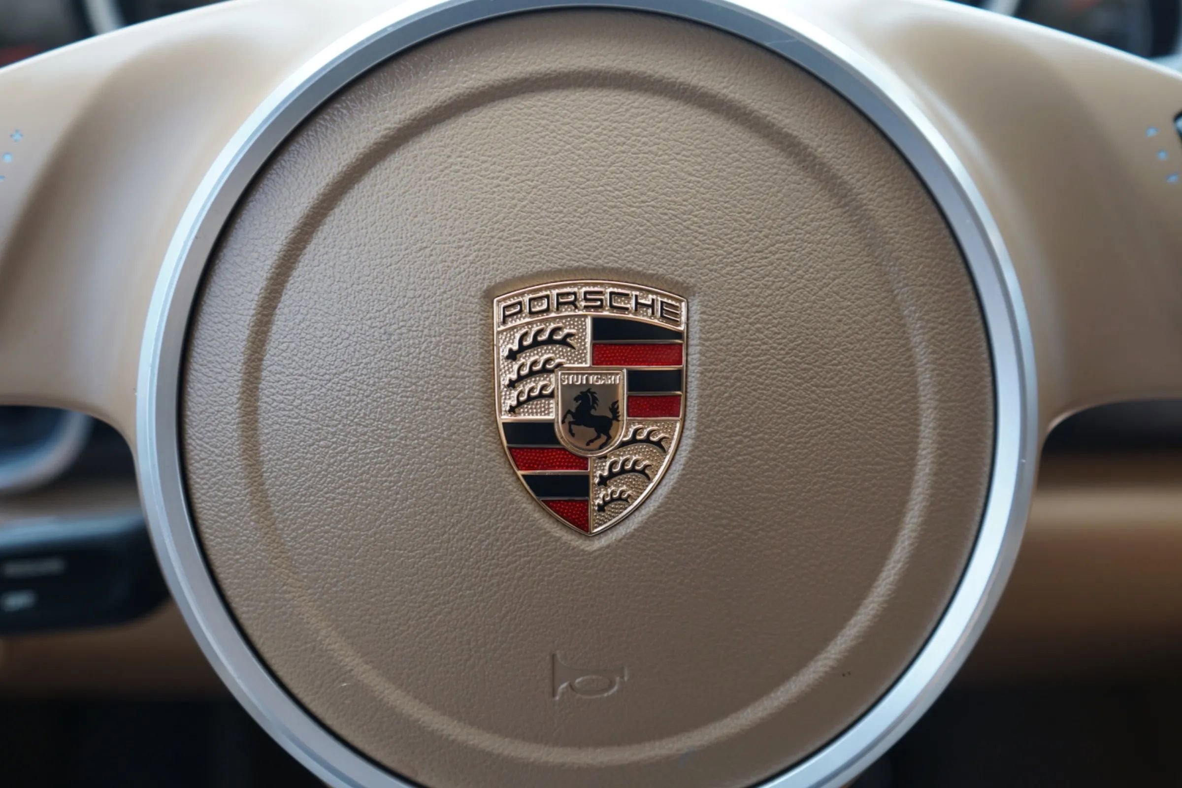 Used 2012 Porsche Cayenne S AWD/4WD image 24