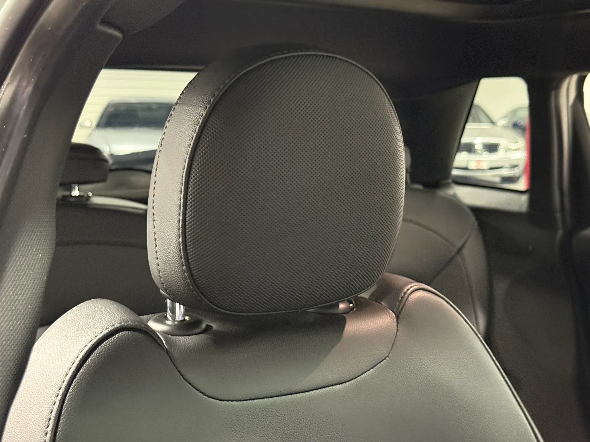 Used 2019 MINI Cooper S w/ Signature Upholstery Package FWD image 49
