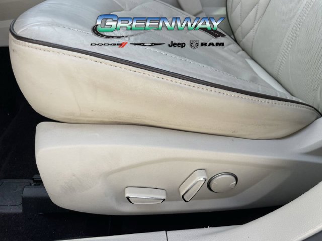 Used 2017 Ford Fusion Platinum FWD image 16