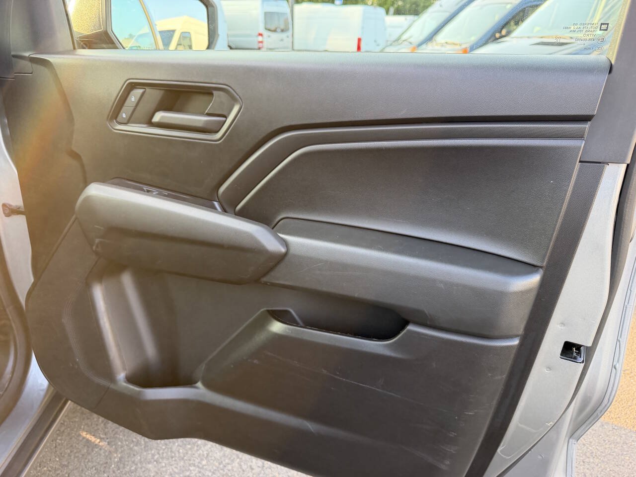 Used 2024 Chevrolet Colorado W/T RWD image 15