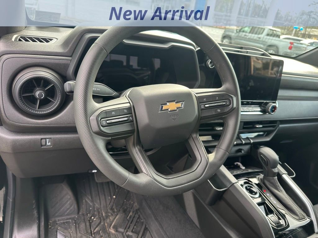 Used 2026 Chevrolet Colorado W/T image 12