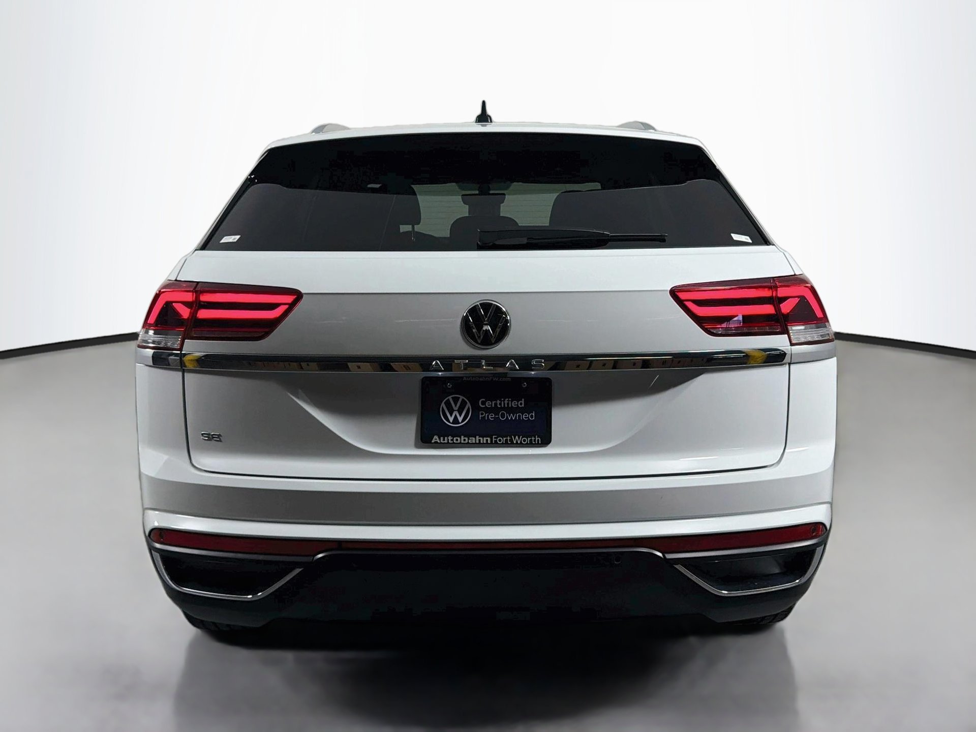 Certified 2023 Volkswagen Atlas Cross Sport SE FWD image 6