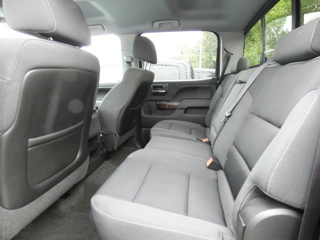 Used 2015 GMC Sierra 3500 SLE w/ SLE Convenience Package image 9