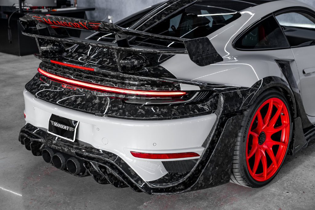 Used 2025 Porsche 911 Turbo S AWD/4WD image 17