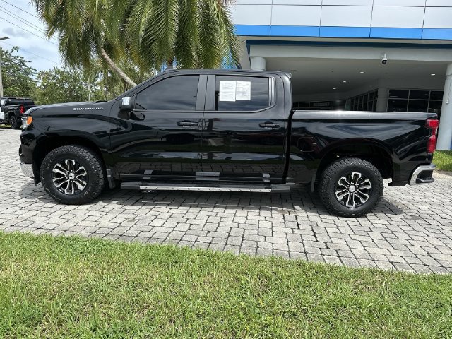 Used 2023 Chevrolet Silverado 1500 LT RWD image 32