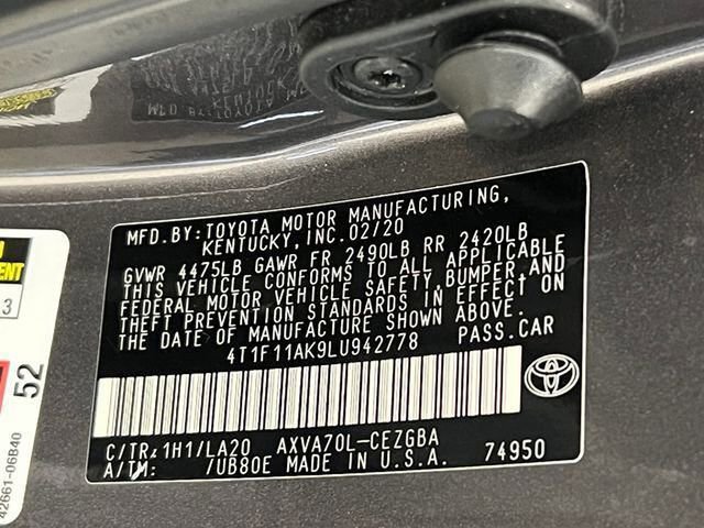 Used 2020 Toyota Camry XLE FWD image 21