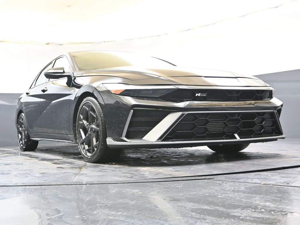 Certified 2025 Hyundai Elantra N Line image 35