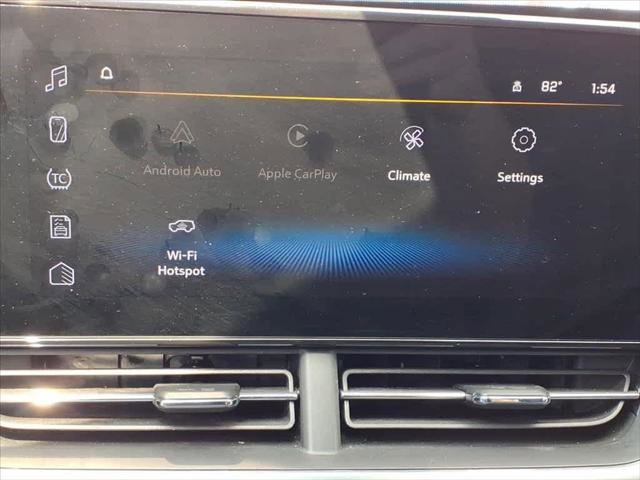 Used 2025 Chevrolet Trax RS w/ Driver Confidence Package FWD image 32