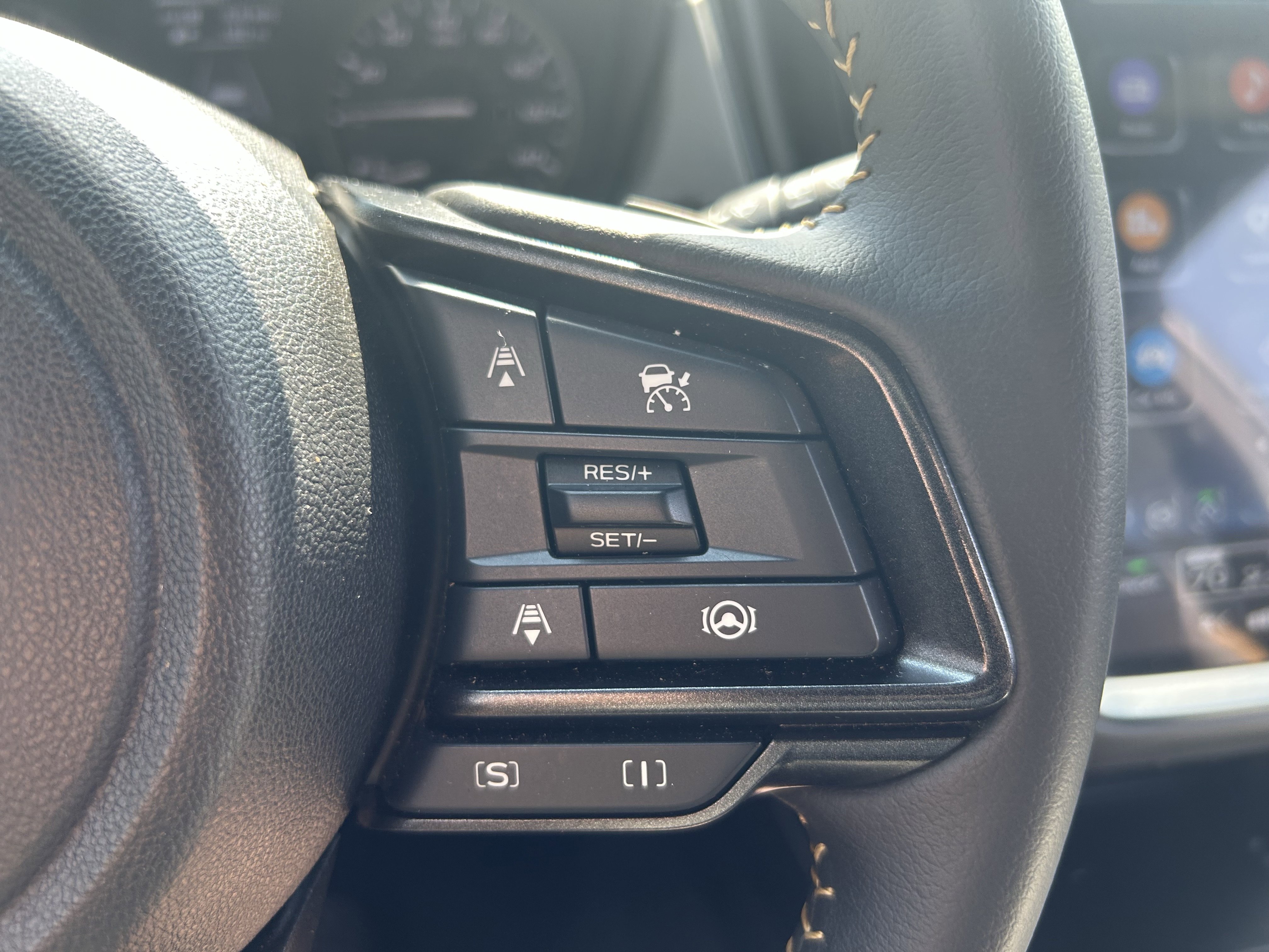 Used 2025 Subaru Crosstrek 2.5i Sport AWD/4WD image 16