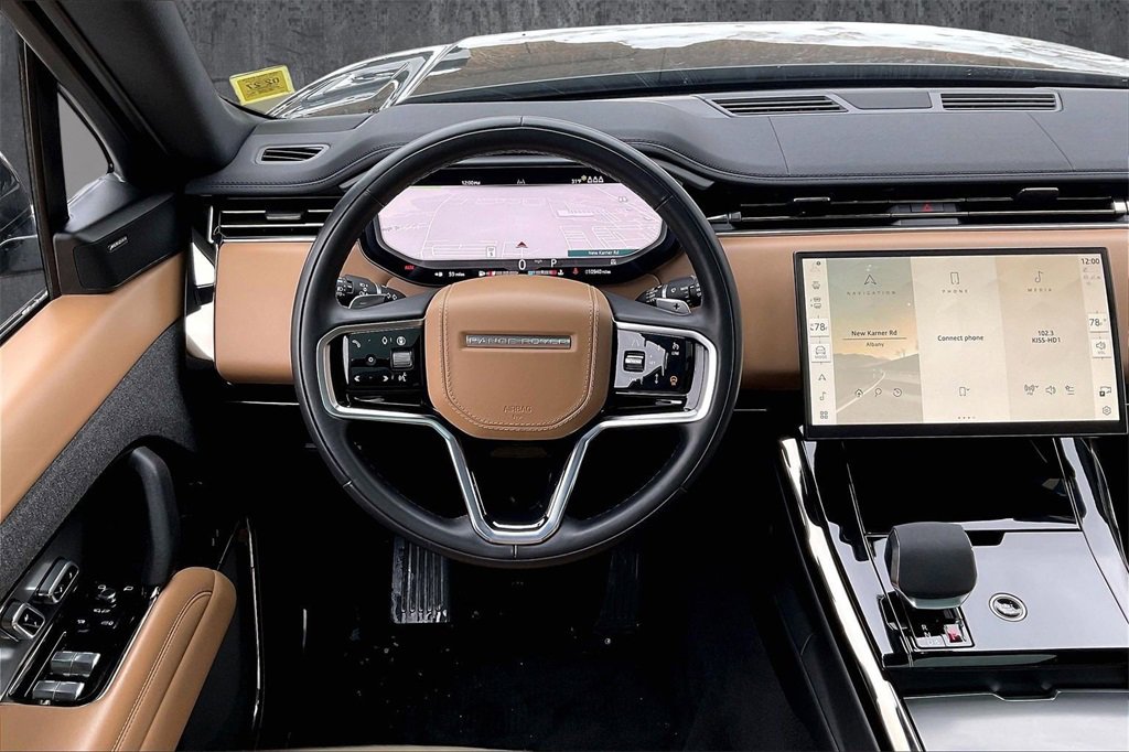 Used 2024 Land Rover Range Rover Sport SE image 8