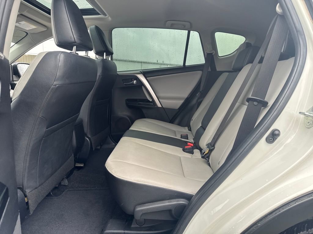 Used 2018 Toyota RAV4 Limited image 23