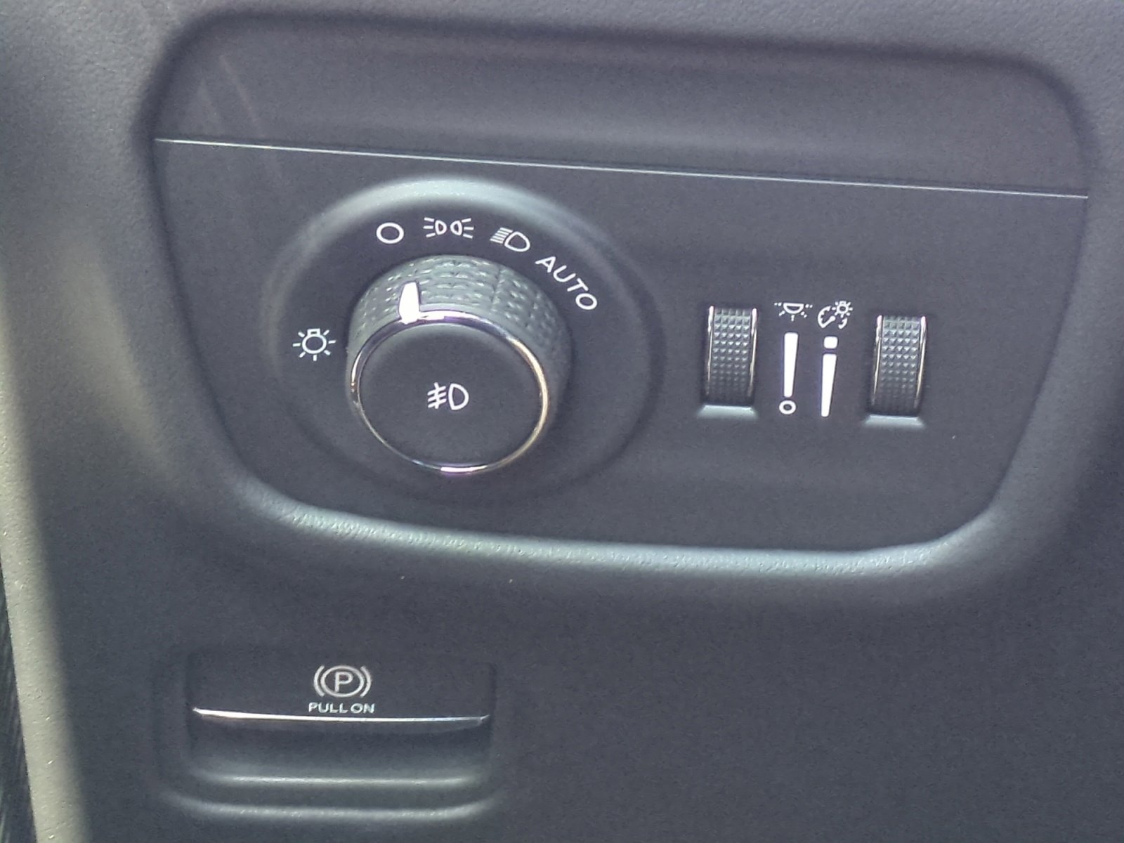 New 2025 Jeep Grand Cherokee L Summit image 31