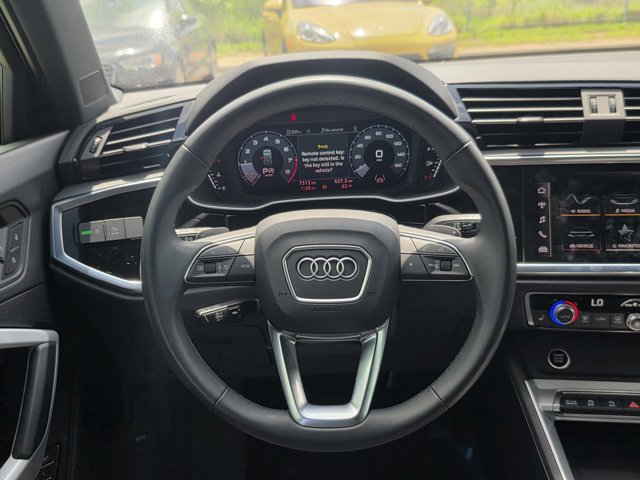 Certified 2024 Audi Q3 2.0T Premium image 17