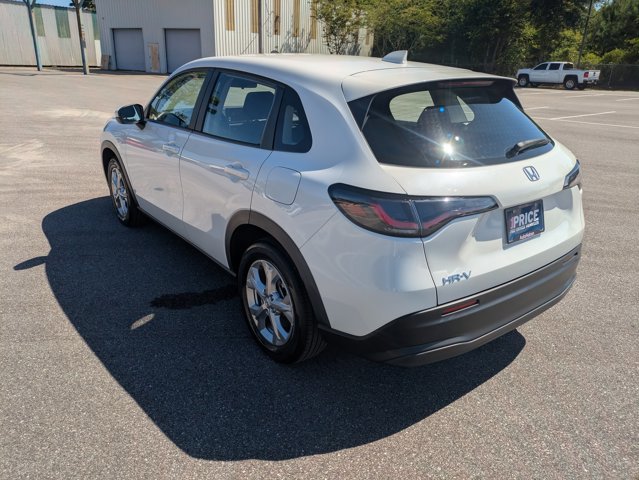 Certified 2023 Honda HR-V LX image 7