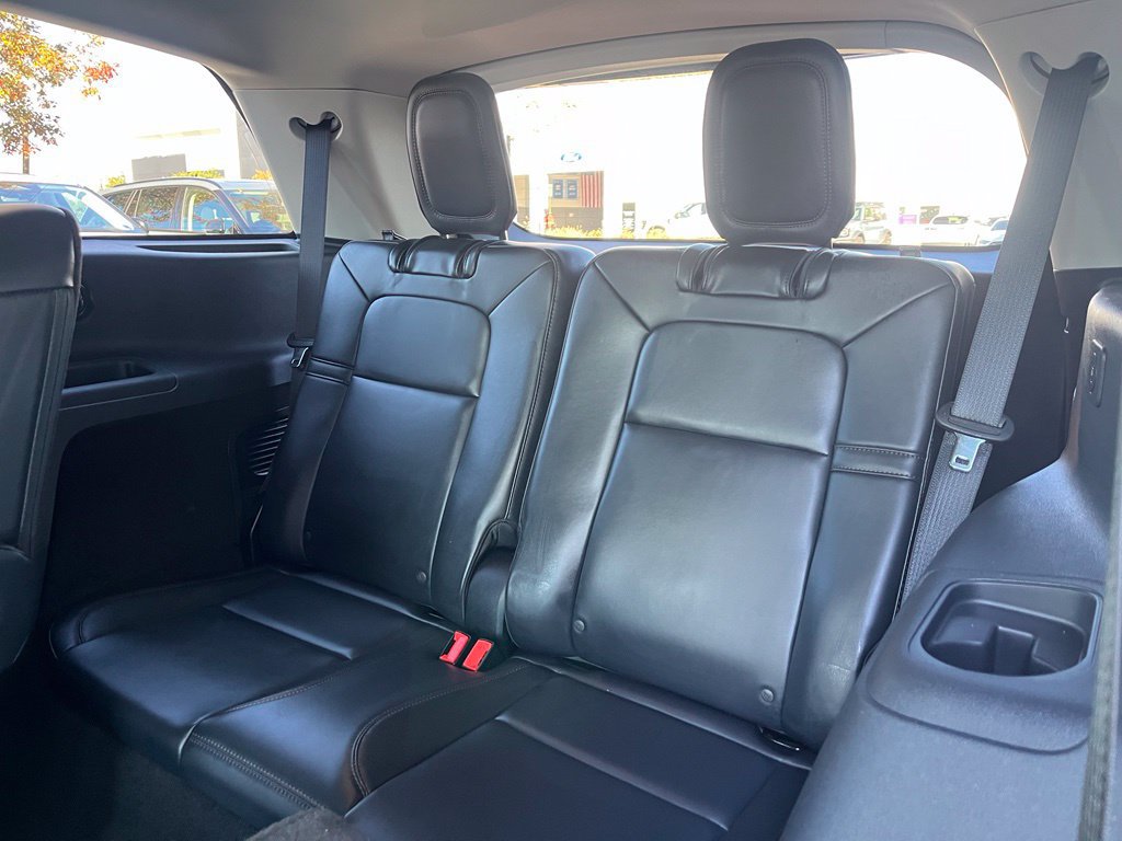 Used 2026 Lincoln Aviator AWD image 18
