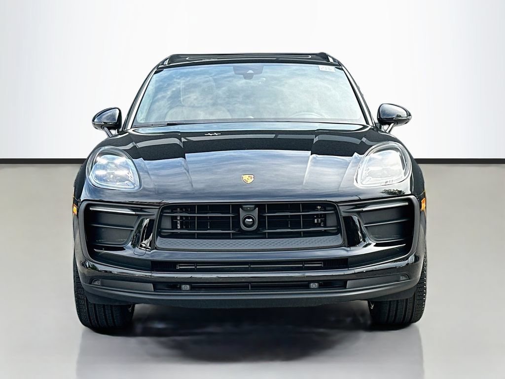 New 2026 Porsche Macan AWD/4WD image 6