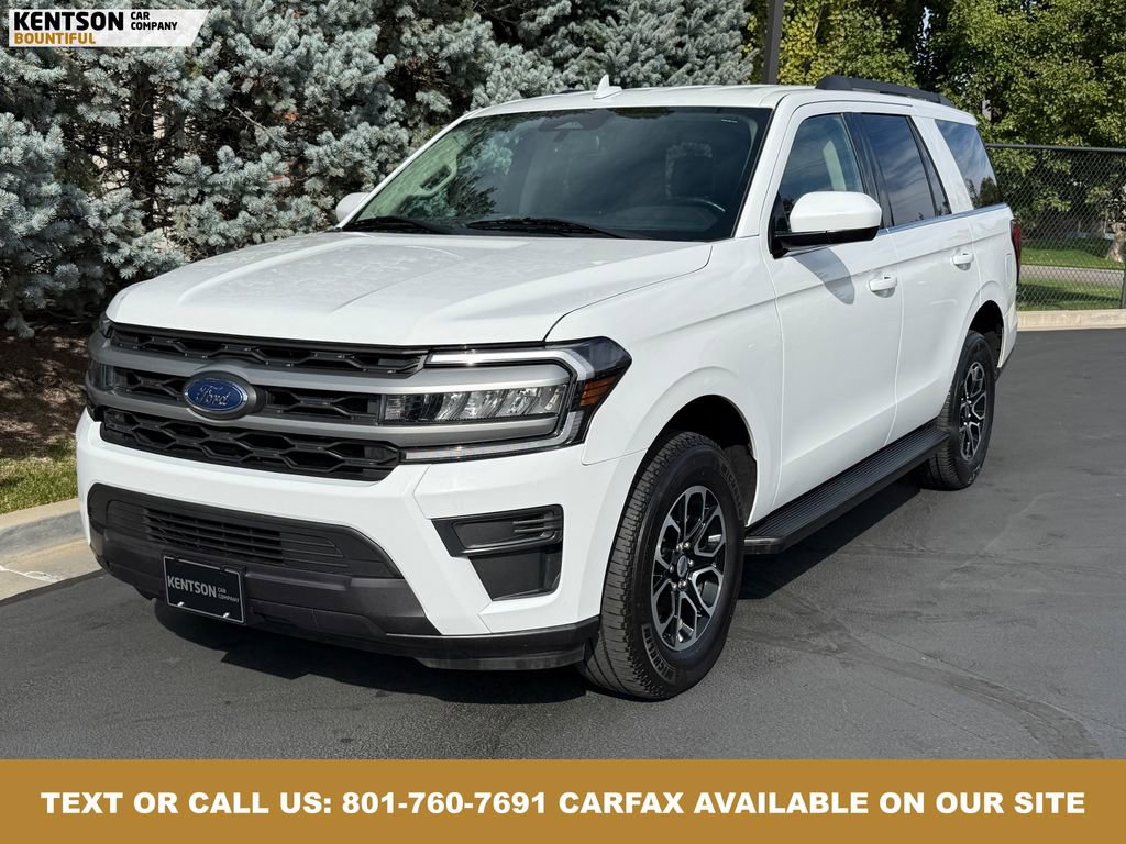 Used 2024 Ford Expedition XLT image 3