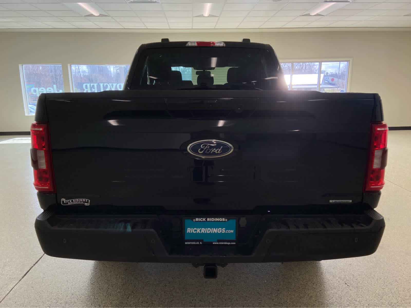 Used 2023 Ford F150 XLT w/ Equipment Group 302A High AWD/4WD image 9