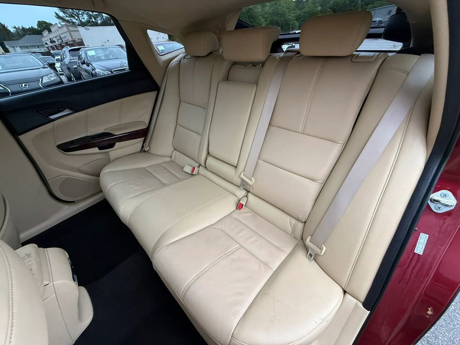 Used 2010 Honda Crosstour EX-L image 16