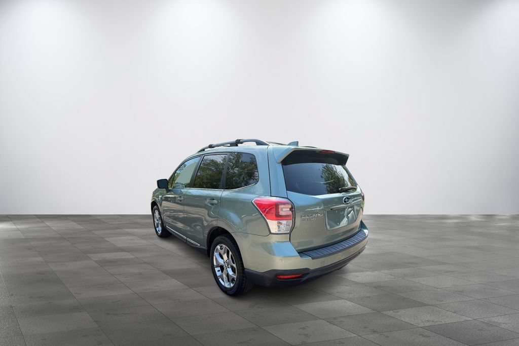 Used 2018 Subaru Forester 2.5i Touring AWD/4WD image 4