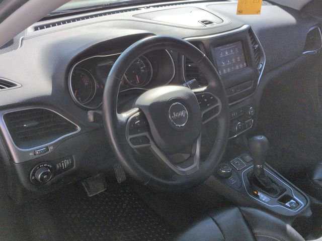 Used 2019 Jeep Cherokee Latitude Plus w/ Cold Weather Group image 12