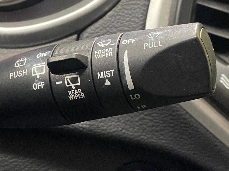 Used 2014 Jeep Cherokee Limited w/ Luxury Group FWD image 18