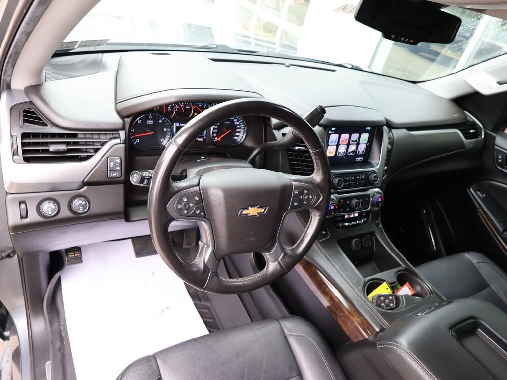 Used 2019 Chevrolet Tahoe LT w/ Luxury Package AWD/4WD image 25