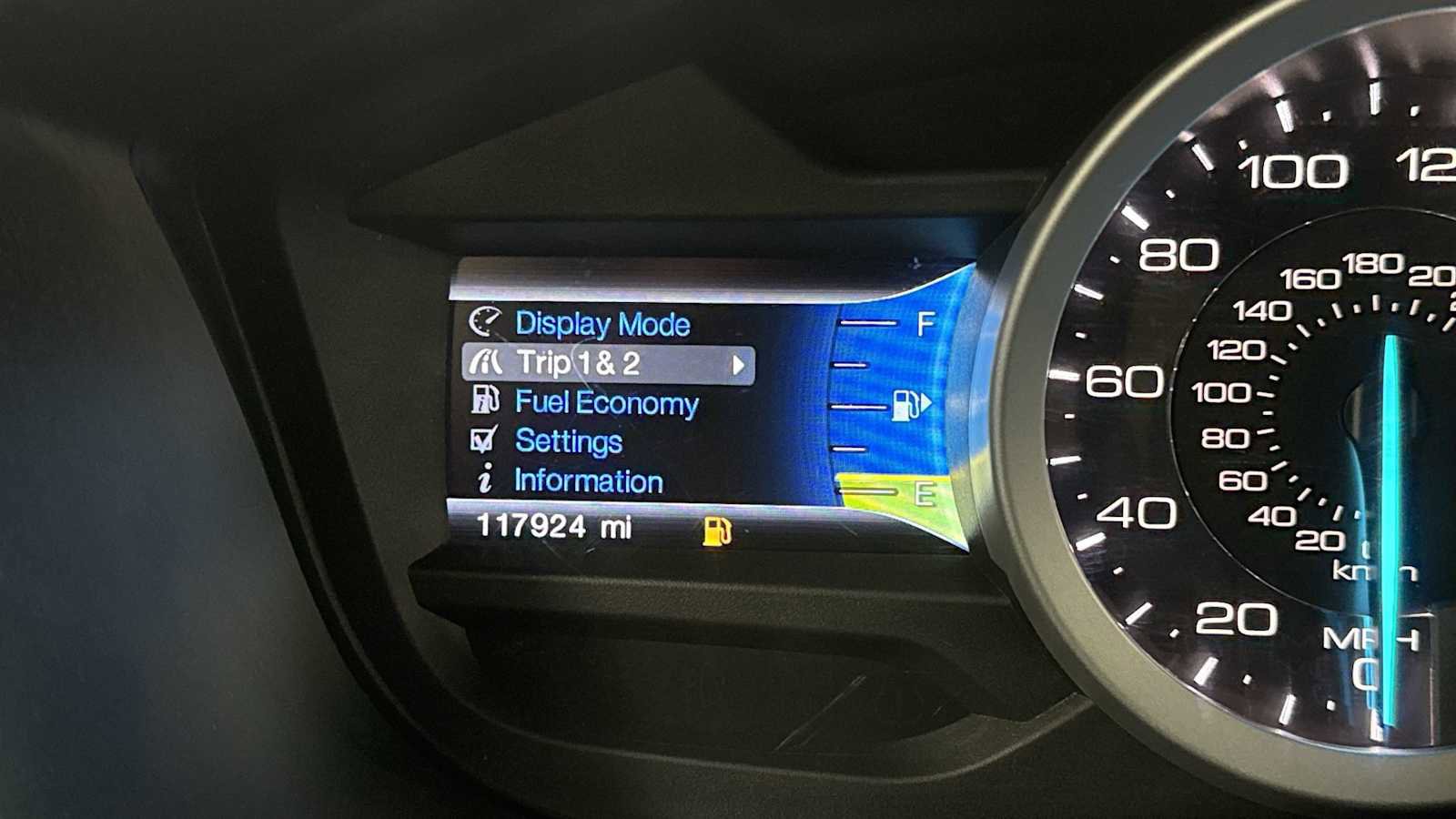 Used 2013 Ford Explorer XLT image 17