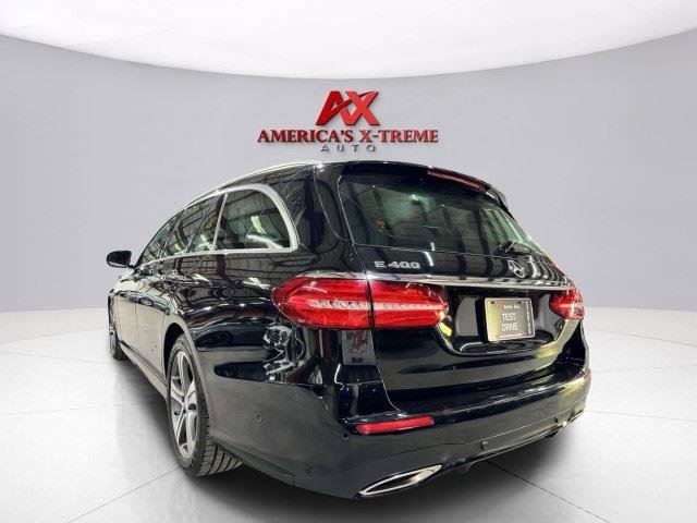 Used 2017 Mercedes-Benz E 400 4MATIC Wagon image 4