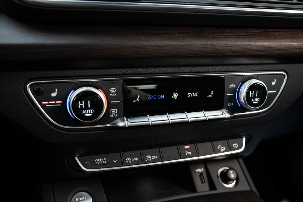 Used 2023 Audi Q5 2.0T Premium w/ Convenience Package image 28