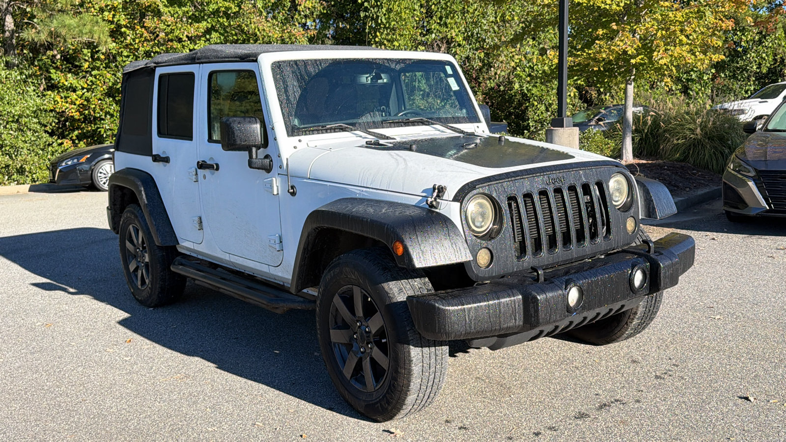 Used 2014 Jeep Wrangler Unlimited Sahara AWD/4WD image 5