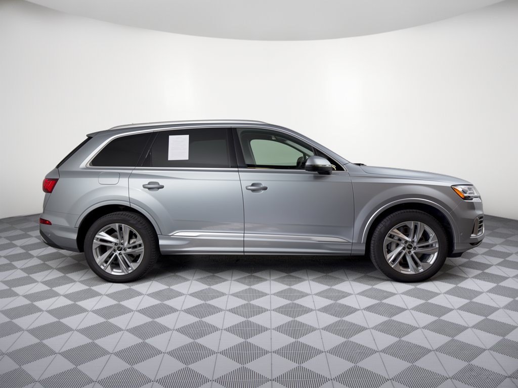 Used 2023 Audi Q7 2.0T Premium w/ Convenience Package AWD/4WD image 8
