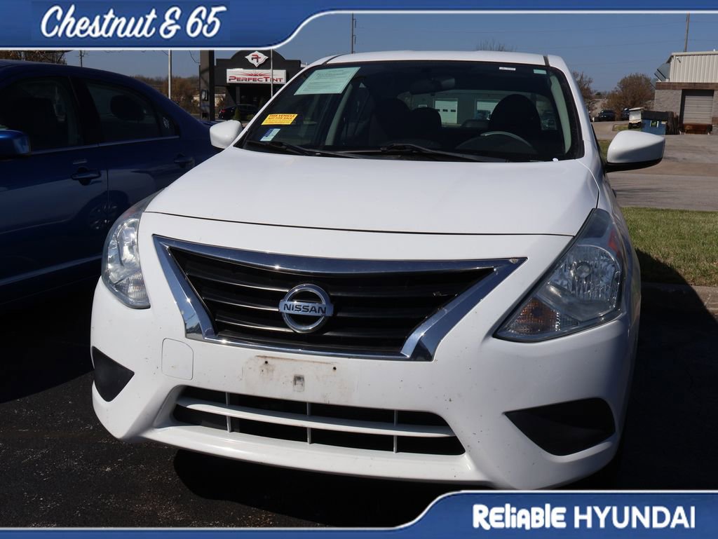 Used 2016 Nissan Versa S image 10
