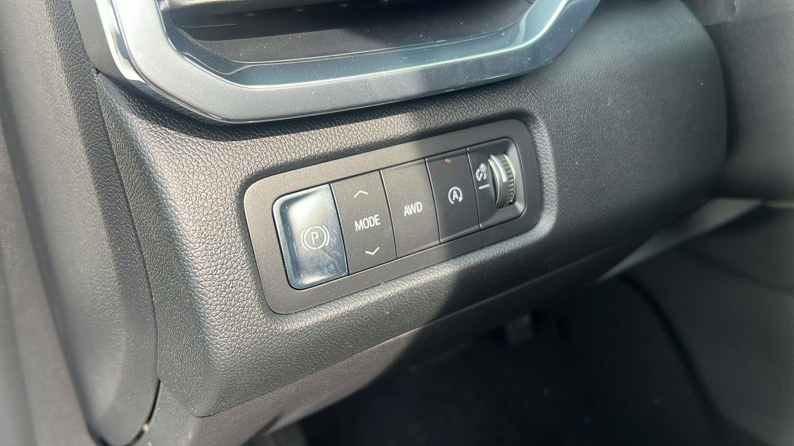 New 2026 GMC Acadia Elevation w/ Elevation Premium Package image 12