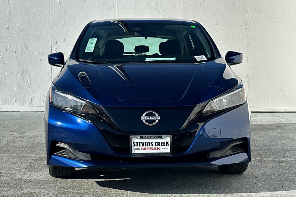 Used 2025 Nissan Leaf S FWD image 8