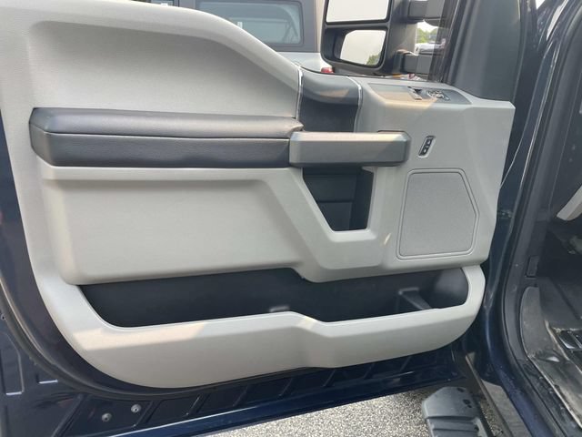 Used 2017 Ford F250 XLT w/ XLT Value Package AWD/4WD image 16