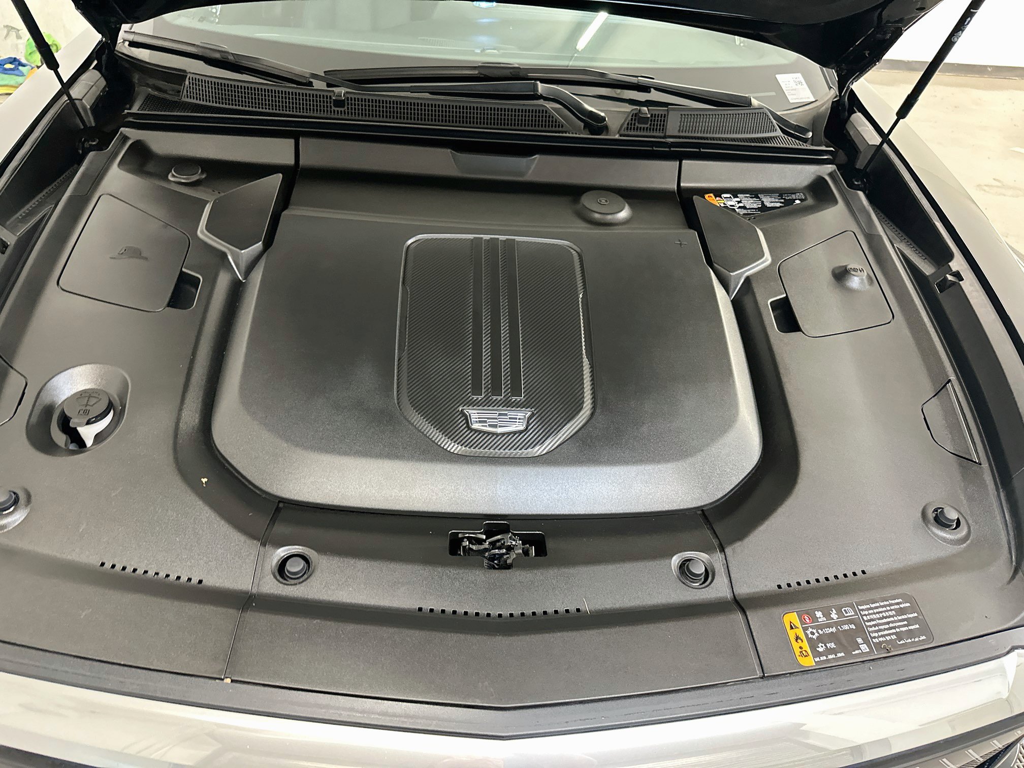 Used 2024 Cadillac Lyriq Luxury w/ LPO, Floor Liner Package AWD/4WD image 36