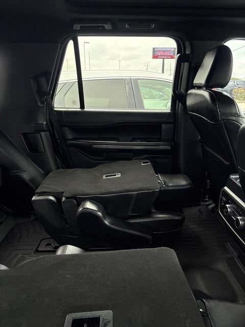 Used 2021 Ford Expedition XLT RWD image 12