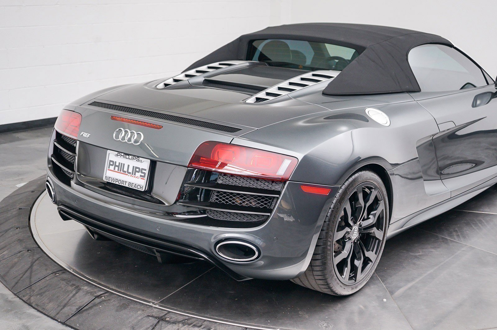 Used 2012 Audi R8 V10 AWD/4WD image 12