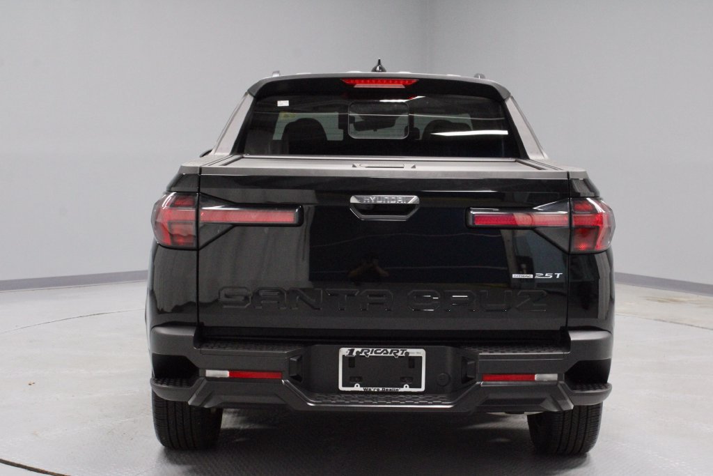 Used 2024 Hyundai Santa Cruz Night AWD/4WD image 11
