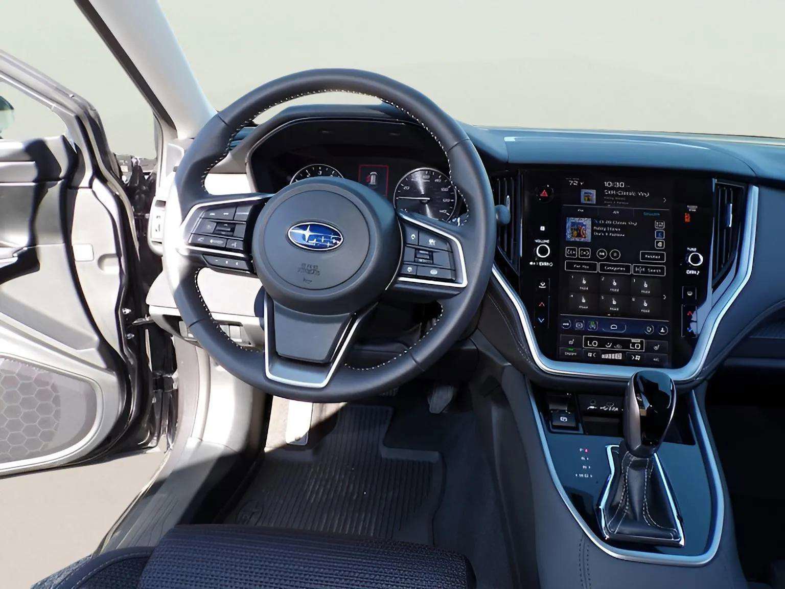 Used 2025 Subaru Outback Premium image 15
