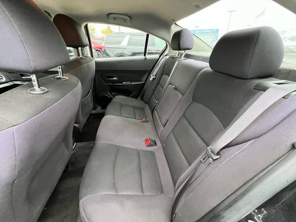Used 2015 Chevrolet Cruze LT image 20