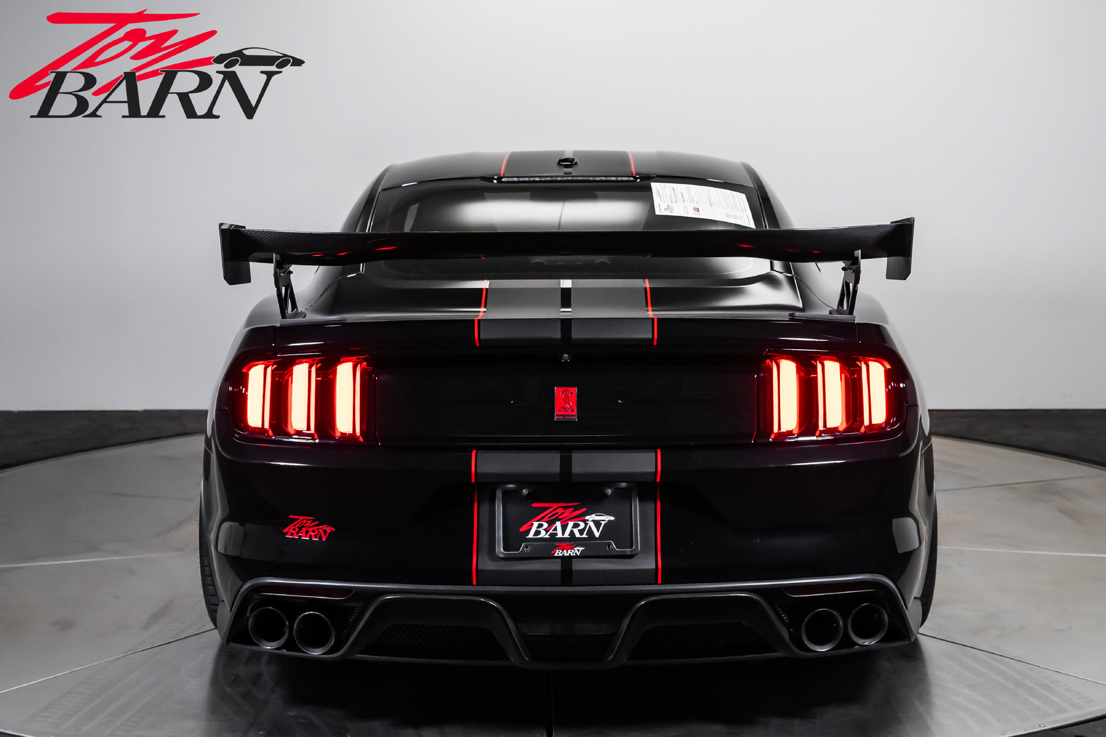 Used 2019 Ford Mustang Shelby GT350R w/ GT350R Equipment Group 920A RWD image 4