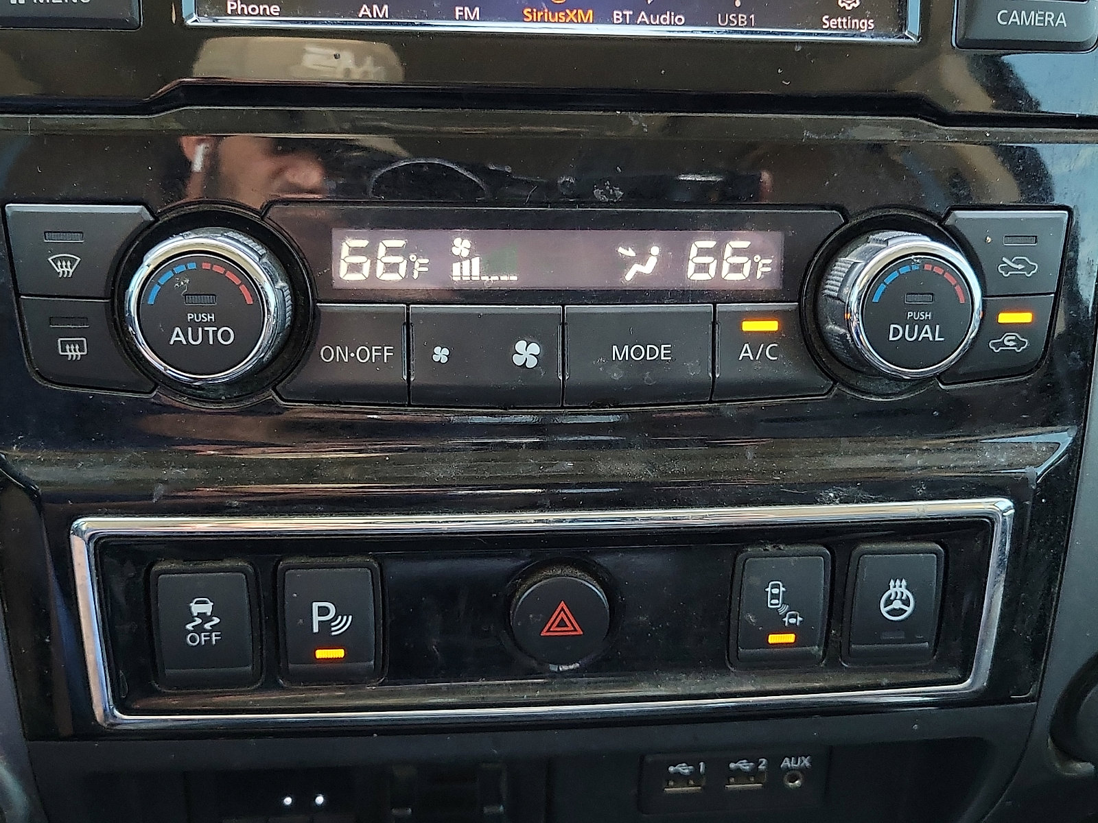 Used 2019 Nissan Titan Platinum Reserve w/ Platinum Utility Package image 15