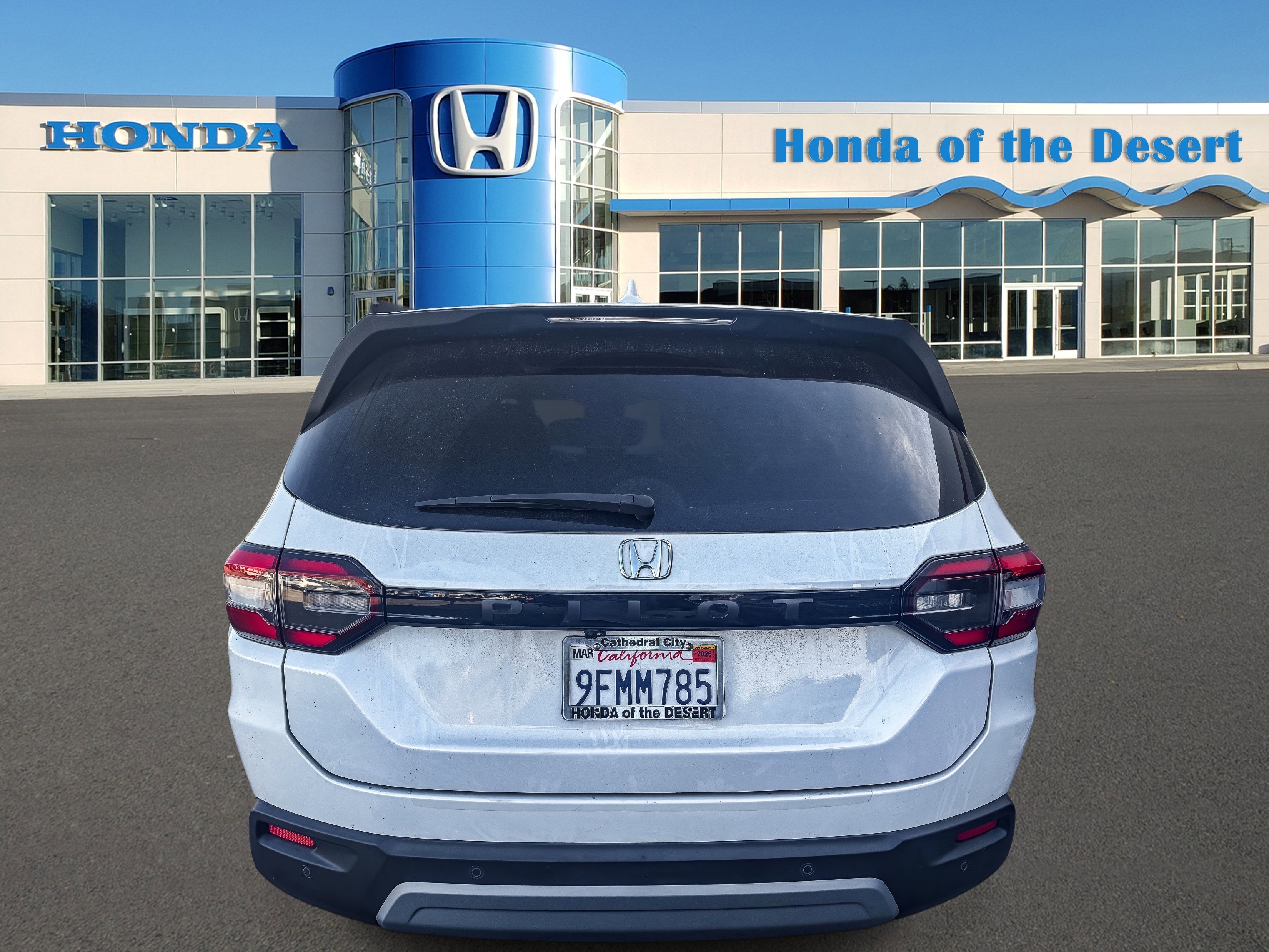 Used 2023 Honda Pilot EX-L image 6