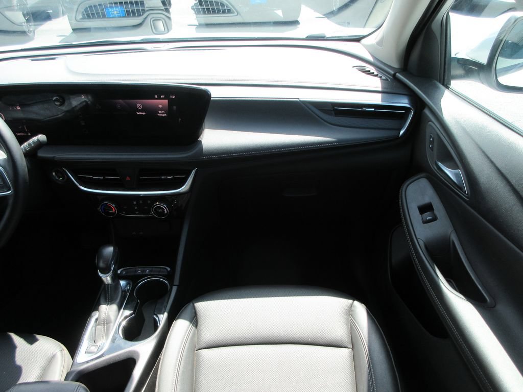 Certified 2024 Buick Encore GX Sport Touring w/ Comfort Package FWD image 17