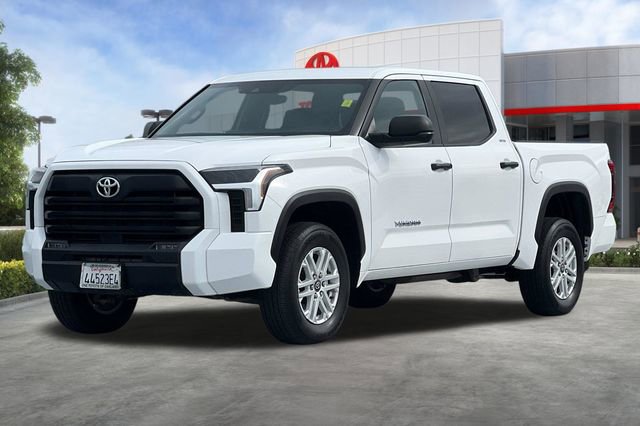 Certified 2025 Toyota Tundra SR5 AWD/4WD image 10