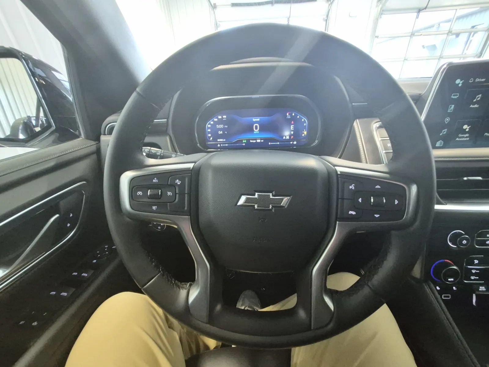 Used 2024 Chevrolet Tahoe Z71 AWD/4WD image 31