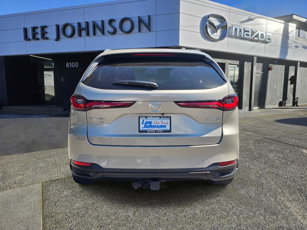 Certified 2024 MAZDA CX-90 Plug-In Hybrid w/ Preferred AWD/4WD image 4
